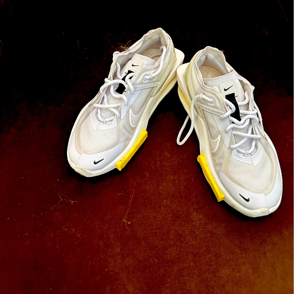 Nike women’s sneakers, size 7